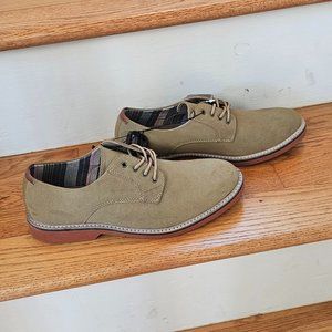 Men's Tan Bucks